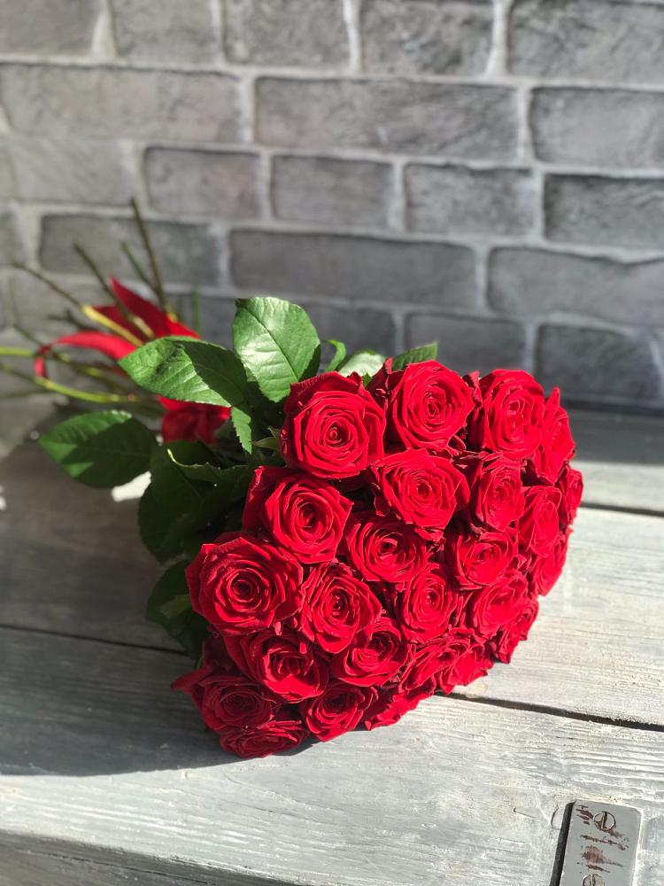 Букет Красные розы Фридом в Заречье