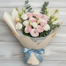 Букет цветов из:  Лизиантусы в Заречье