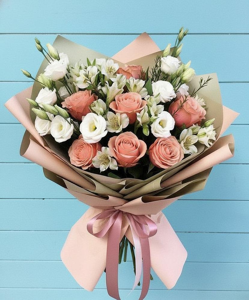 Букет цветов из: Розы, Альстромерии и Лизиантусы в Заречье