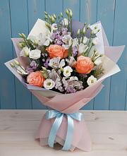 Букет цветов из:  Лизиантусы, Розы, Альстромерии и Гипсофила в Заречье