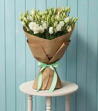 Букет цветов из:  Лизиантусы в Заречье