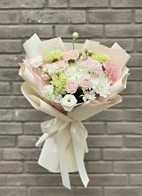 Букет цветов из:  Гвоздики, Розы, Лизиантусы и Хризантемы в Заречье