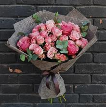 Букет цветов из:  Розы в Заречье