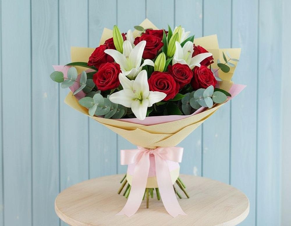 Букет цветов из: Лилии и Розы в Заречье